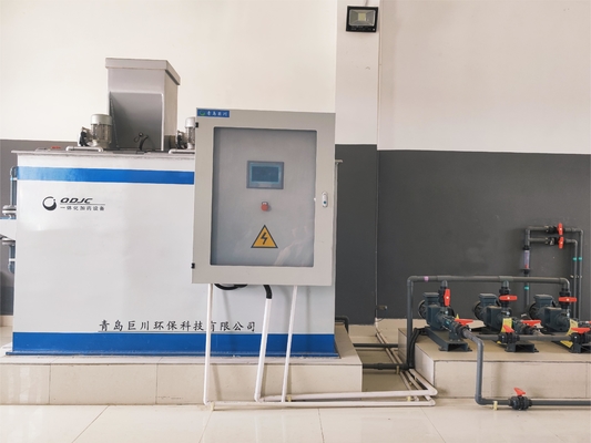 Automatisering van continue chemische vloeistofdoseringssystemen voor de productie van polymeren 1000 L/uur